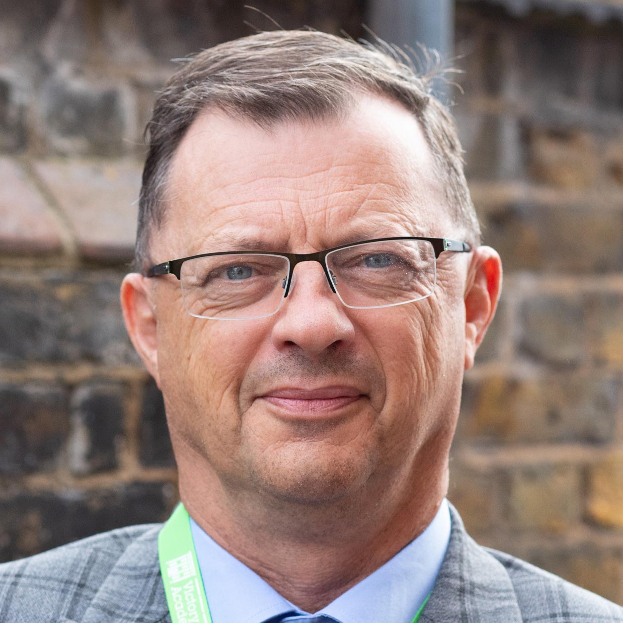 Dr. Simon Quigley